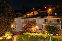 Villas_at_nights